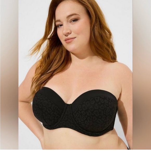 torrid Other - NWT TORRID Bombshell Everyday Convertible Strapless Black Animal Print Bra